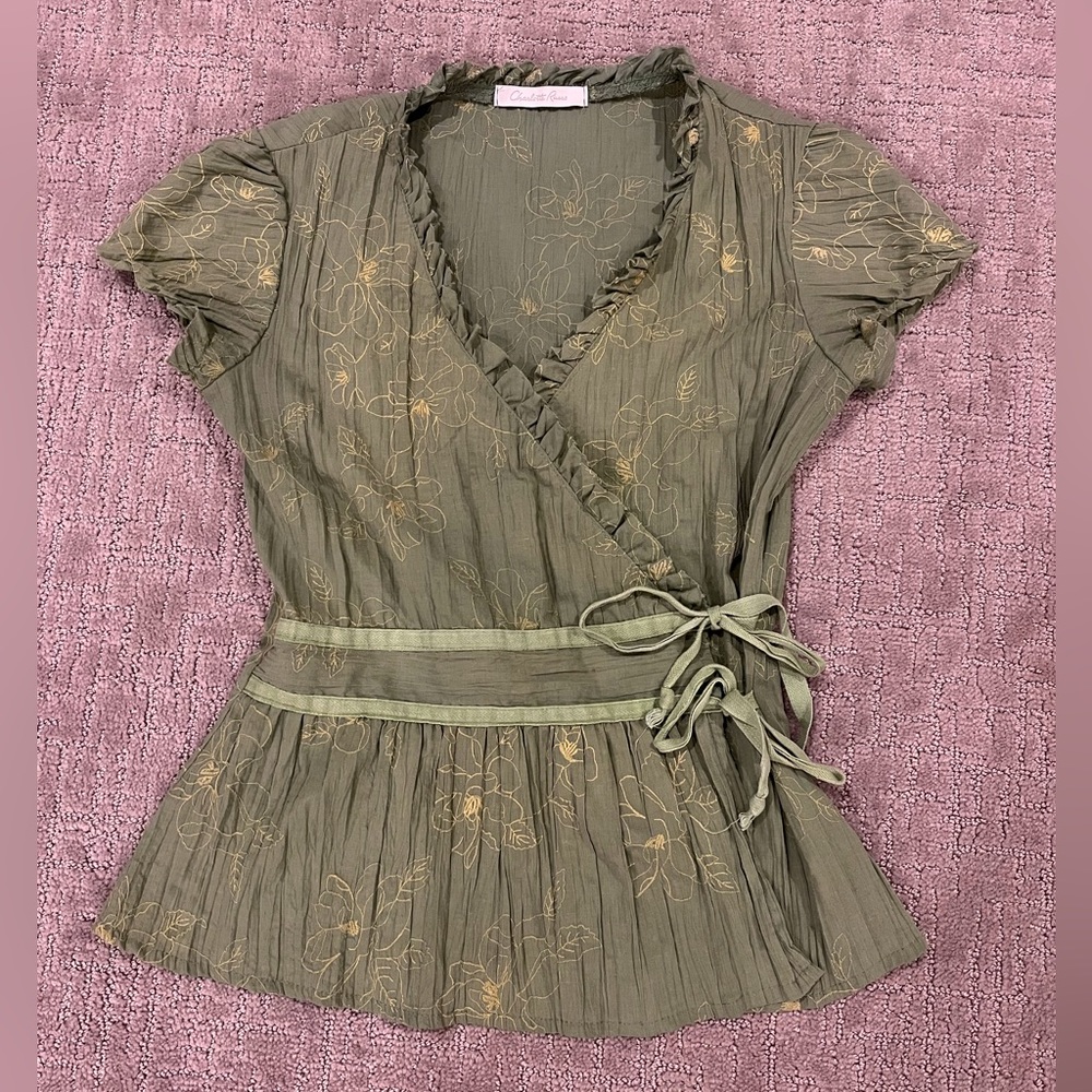 Green Wrap Tie Shirt With Embroidered Details